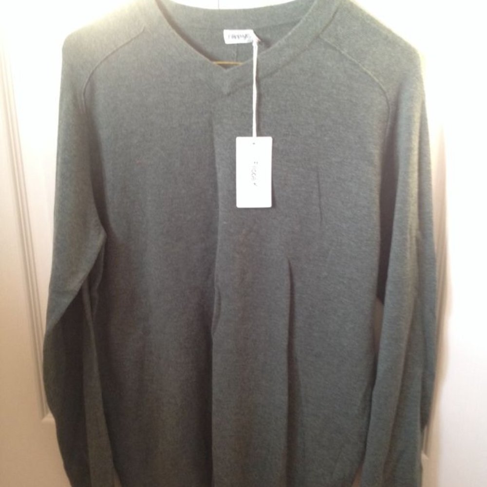 Brand new Flippa K mens sweater